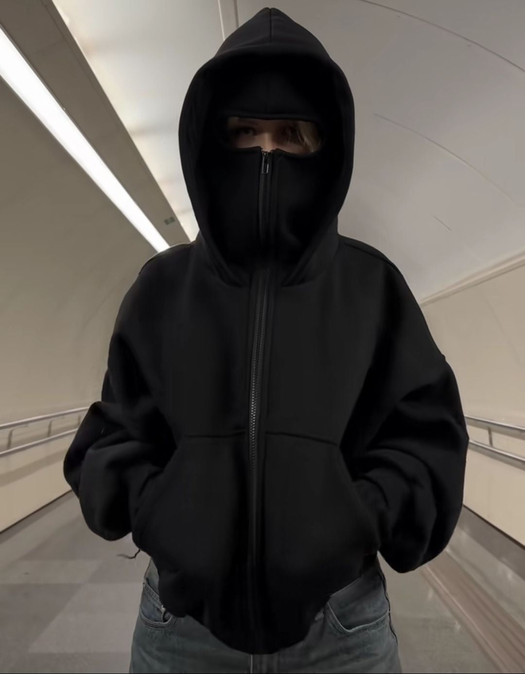 HODDIE MOTOQUEIRO